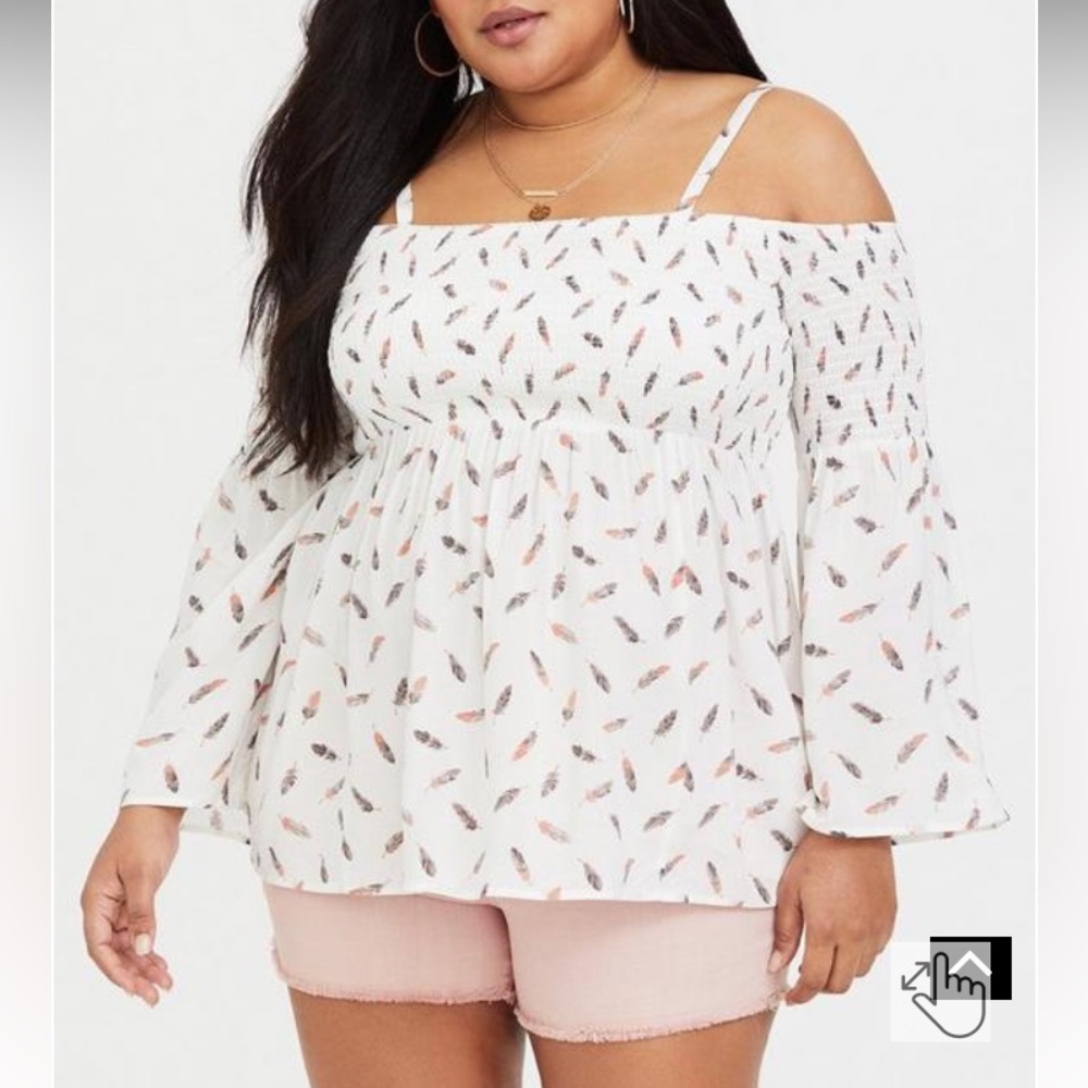 Torrid Challis Cold Shoulder feather print Blouse size 2X